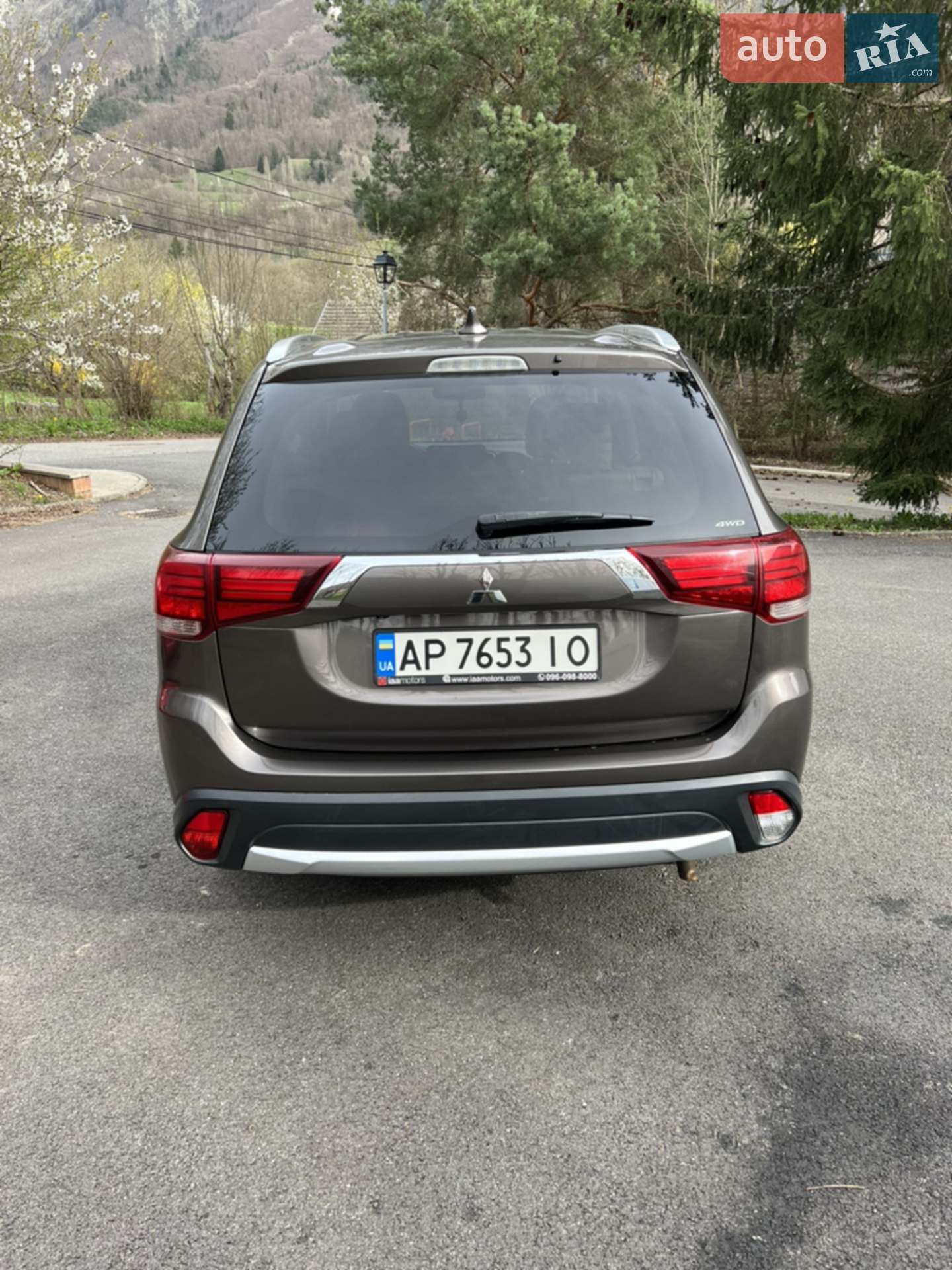 2016 Mitsubishi Outlander - мініатюра 2
