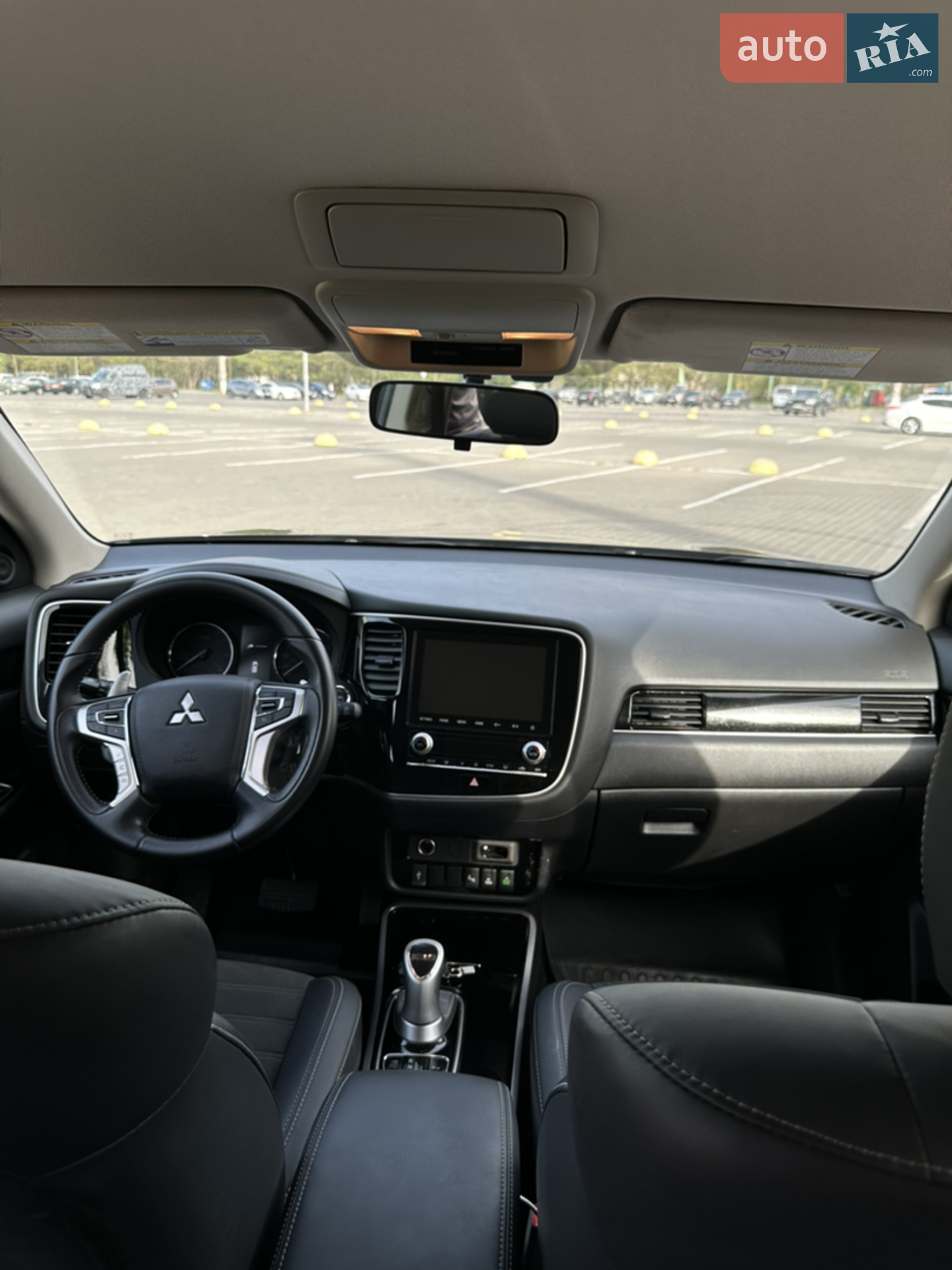 2021 Mitsubishi Outlander - мініатюра 16