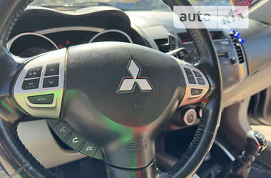 Внедорожник / Кроссовер Mitsubishi Outlander 2008 в Ивано-Франковске