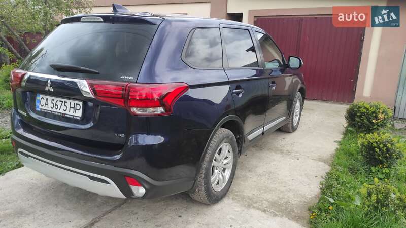Позашляховик / Кросовер Mitsubishi Outlander 2019 в Чигирину фото 5 Позашляховик / Кросовер Mitsubishi Outlander 2019 в Чигирину