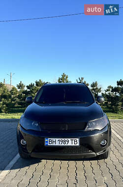 Внедорожник / Кроссовер Mitsubishi Outlander 2007 в 