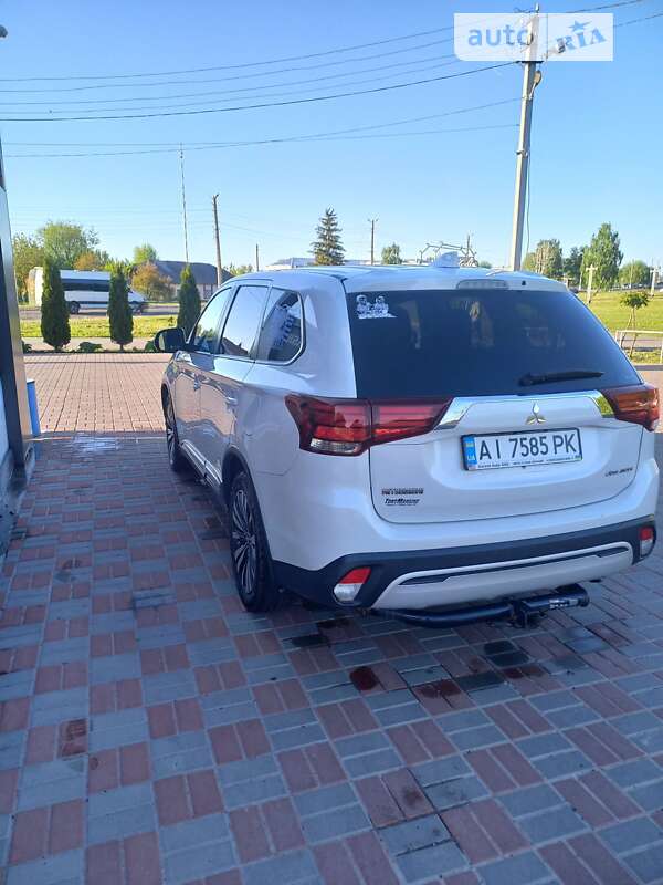 Внедорожник / Кроссовер Mitsubishi Outlander 2018 в Переяславе