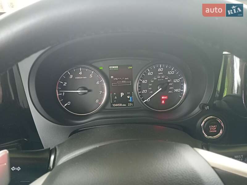 Позашляховик / Кросовер Mitsubishi Outlander 2013 в Львові