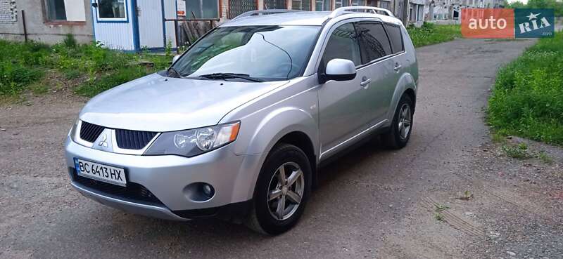 Mitsubishi Outlander 2008