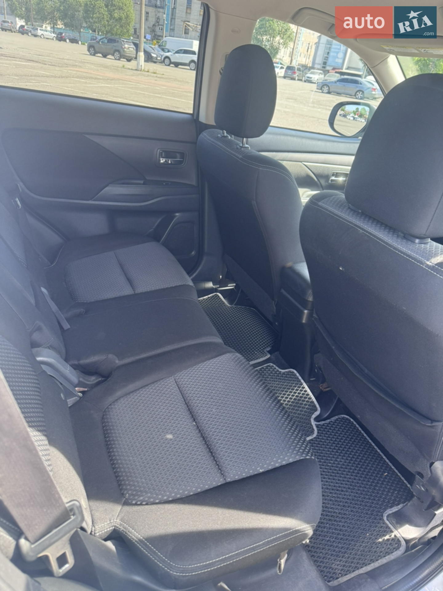 2016 Mitsubishi Outlander - мініатюра 9