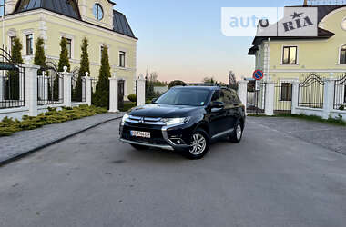 Позашляховик / Кросовер Mitsubishi Outlander 2018 в Вінниці