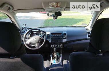 Внедорожник / Кроссовер Mitsubishi Outlander 2008 в Дунаевцах