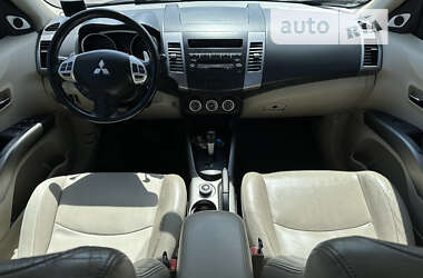 Внедорожник / Кроссовер Mitsubishi Outlander 2008 в Днепре