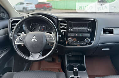 Позашляховик / Кросовер Mitsubishi Outlander 2013 в Дубні