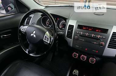 Позашляховик / Кросовер Mitsubishi Outlander 2011 в Одесі