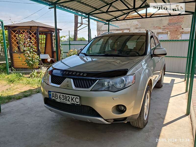 Позашляховик / Кросовер Mitsubishi Outlander 2008 в Тульчині