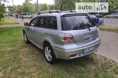 Позашляховик / Кросовер Mitsubishi Outlander 2007 в Києві