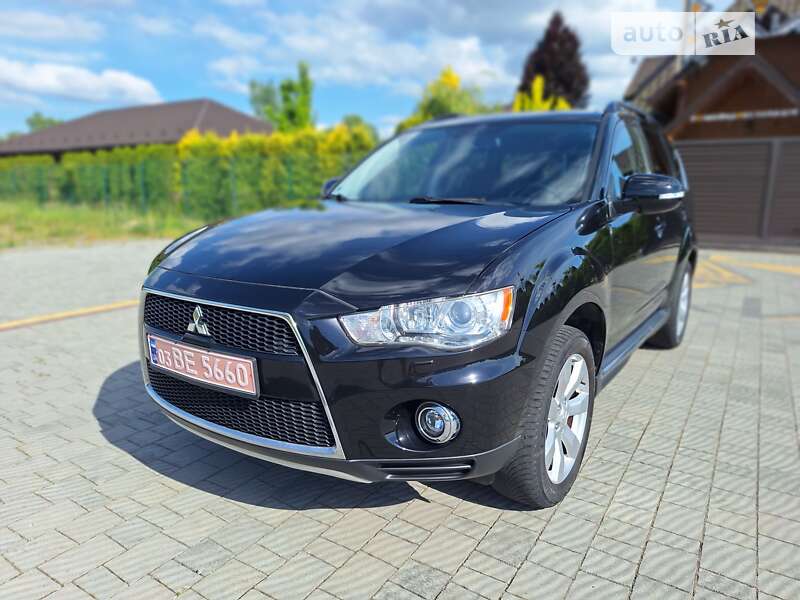 Позашляховик / Кросовер Mitsubishi Outlander 2012 в Стрию