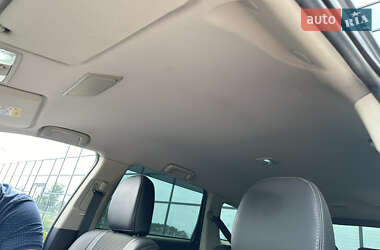 Внедорожник / Кроссовер Mitsubishi Outlander 2019 в 
