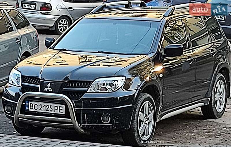 Внедорожник / Кроссовер Mitsubishi Outlander 2008 в Львове