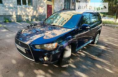 Внедорожник / Кроссовер Mitsubishi Outlander 2010 в Полтаве