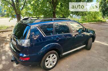 Внедорожник / Кроссовер Mitsubishi Outlander 2010 в Полтаве