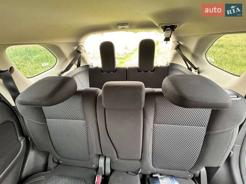 Внедорожник / Кроссовер Mitsubishi Outlander 2020 в Киеве