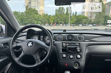 Внедорожник / Кроссовер Mitsubishi Outlander 2005 в Одессе