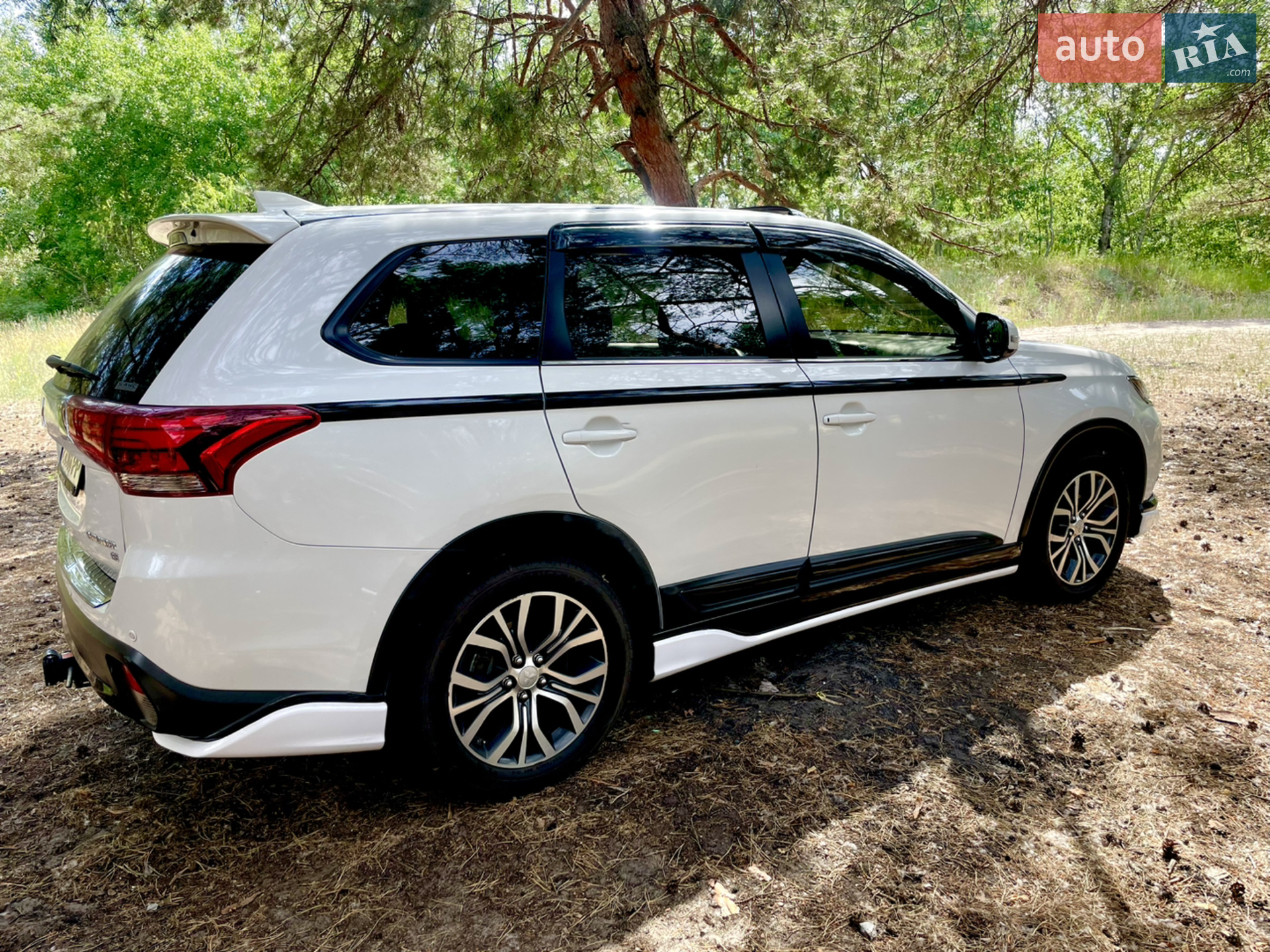 2016 Mitsubishi Outlander - мініатюра 5