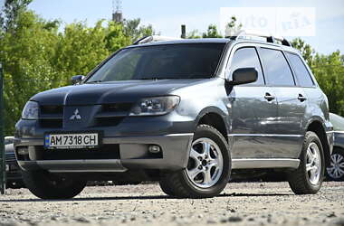 Позашляховик / Кросовер Mitsubishi Outlander 2004 в Бердичеві