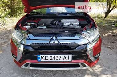 Внедорожник / Кроссовер Mitsubishi Outlander 2019 в Кривом Роге