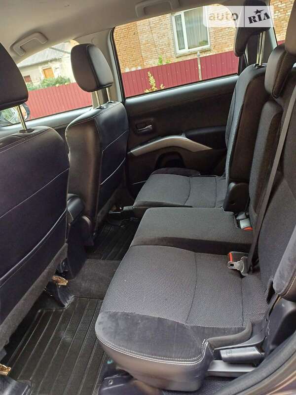 Внедорожник / Кроссовер Mitsubishi Outlander 2010 в Тернополе
