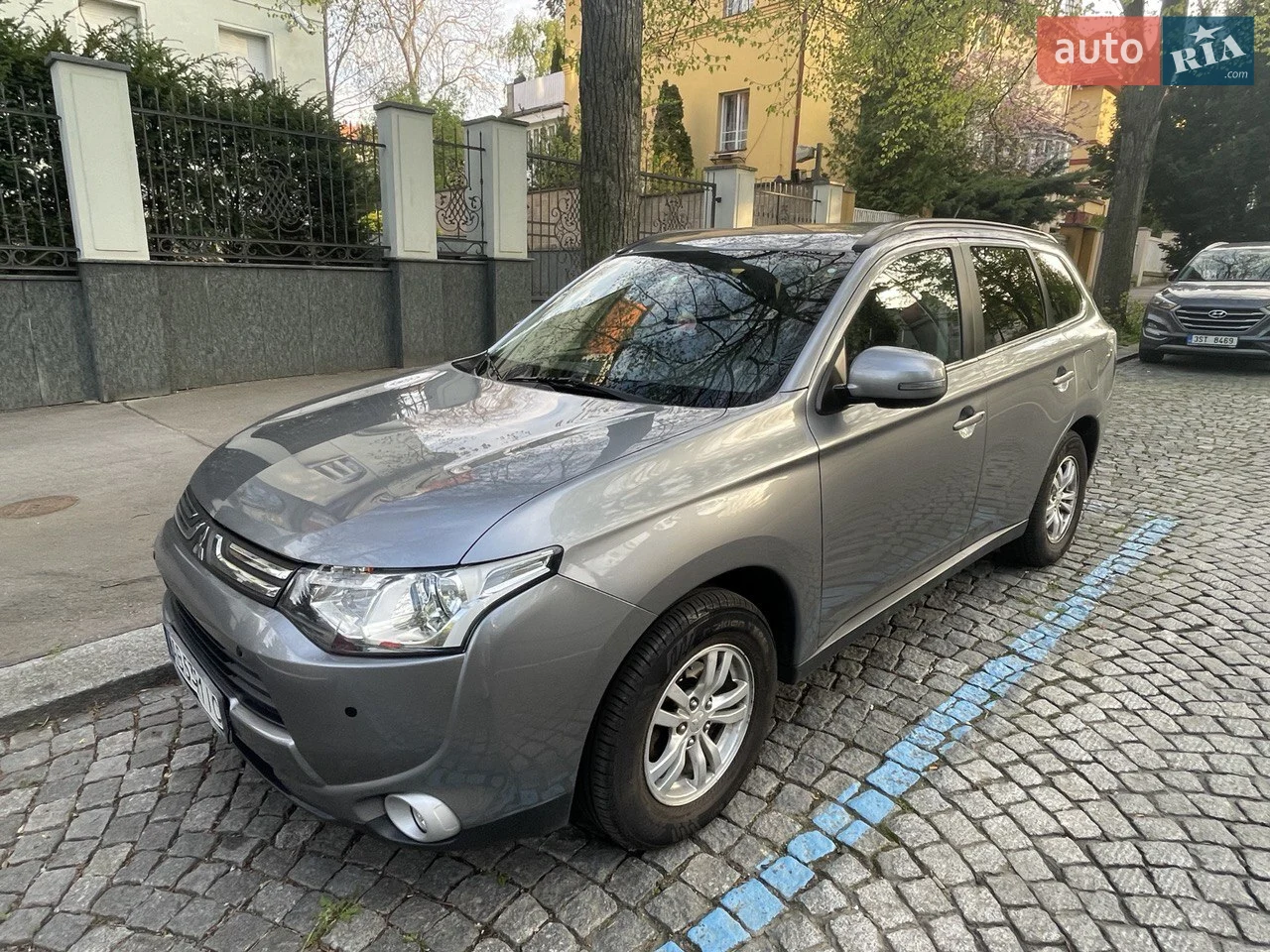 2011 Mitsubishi Outlander - мініатюра 14