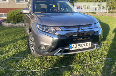 Внедорожник / Кроссовер Mitsubishi Outlander 2019 в Виннице