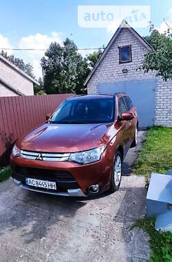 Позашляховик / Кросовер Mitsubishi Outlander 2014 в Горохові