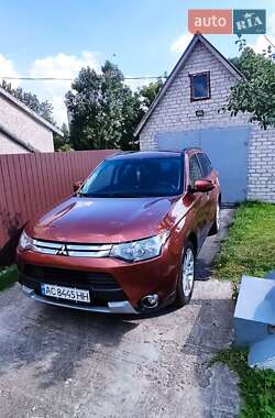 Позашляховик / Кросовер Mitsubishi Outlander 2014 в Горохові