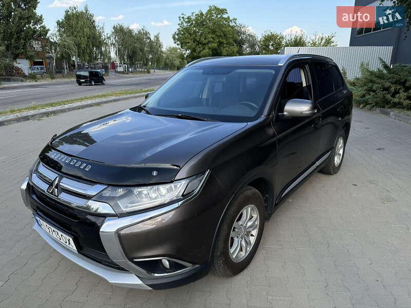 Внедорожник / Кроссовер Mitsubishi Outlander 2016 в Белой Церкви фото 3 Внедорожник / Кроссовер Mitsubishi Outlander 2016 в Белой Церкви