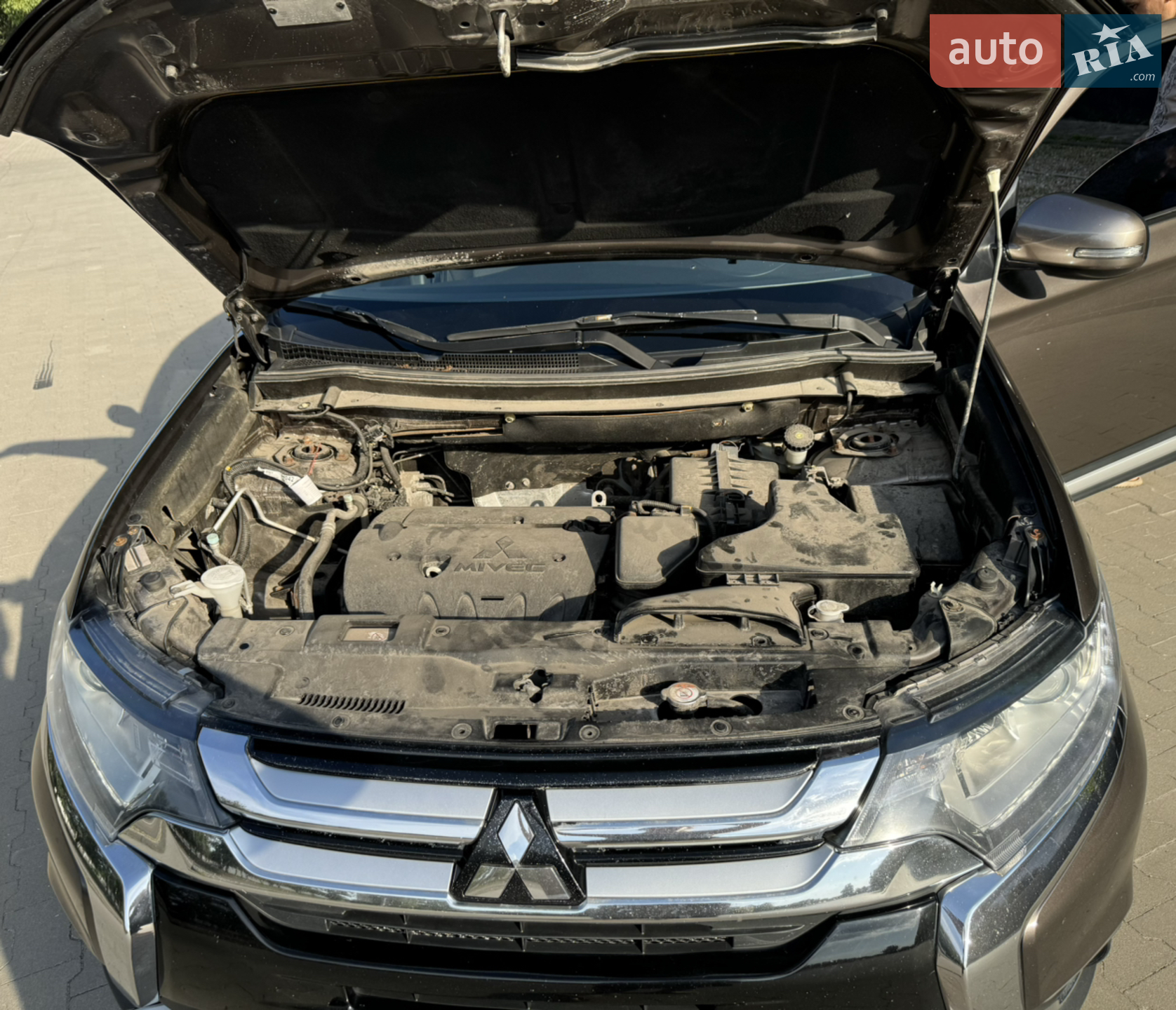 2016 Mitsubishi Outlander - мініатюра 24