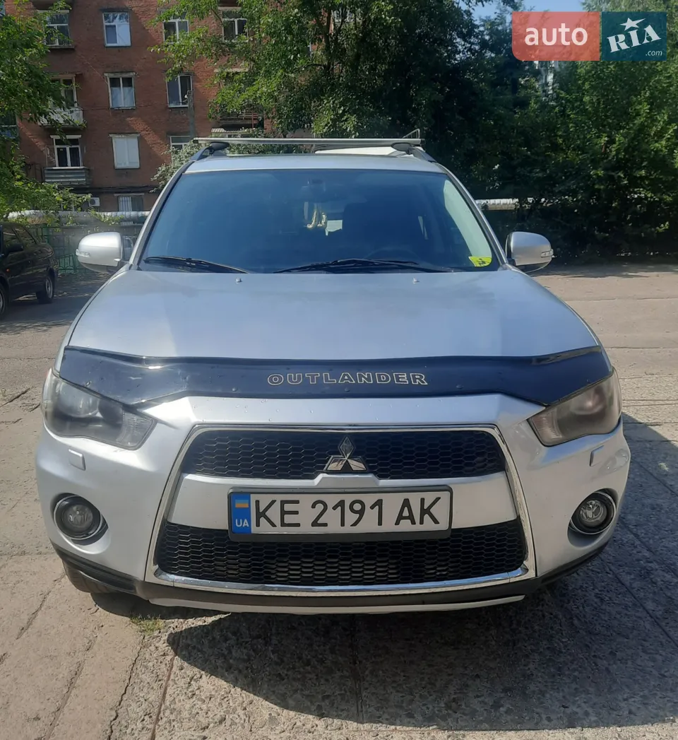 2011 Mitsubishi Outlander - мініатюра 12