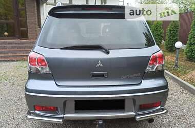 Позашляховик / Кросовер Mitsubishi Outlander 2003 в Сумах