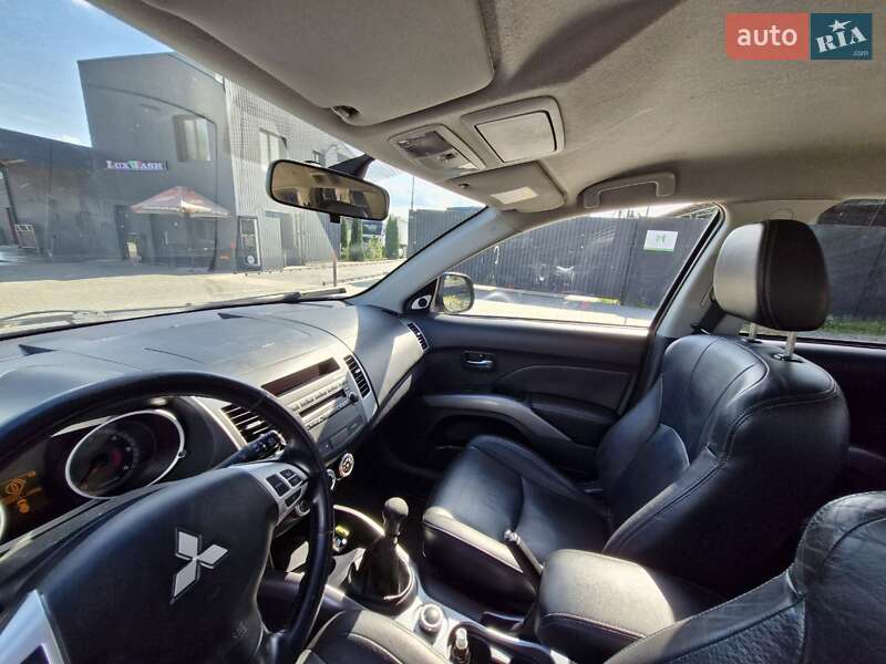 Позашляховик / Кросовер Mitsubishi Outlander 2007 в Хмельницькому