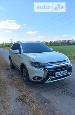 Внедорожник / Кроссовер Mitsubishi Outlander 2018 в Белой Церкви