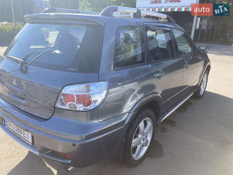 Mitsubishi Outlander 2008