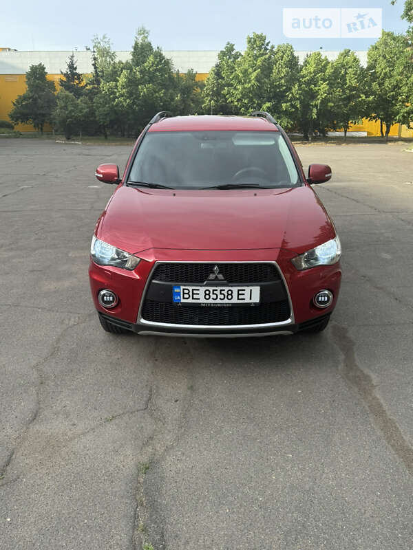 Позашляховик / Кросовер Mitsubishi Outlander 2012 в Миколаєві фото 7 Позашляховик / Кросовер Mitsubishi Outlander 2012 в Миколаєві