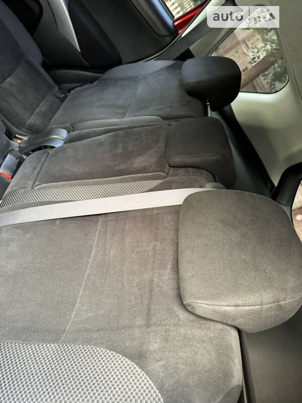 Позашляховик / Кросовер Mitsubishi Outlander 2012 в Миколаєві фото 20 Позашляховик / Кросовер Mitsubishi Outlander 2012 в Миколаєві