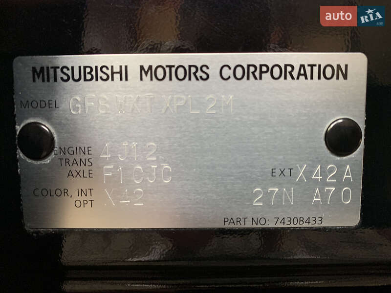 Позашляховик / Кросовер Mitsubishi Outlander 2016 в Запоріжжі