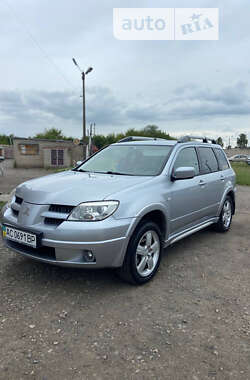 Позашляховик / Кросовер Mitsubishi Outlander 2008 в Луцьку