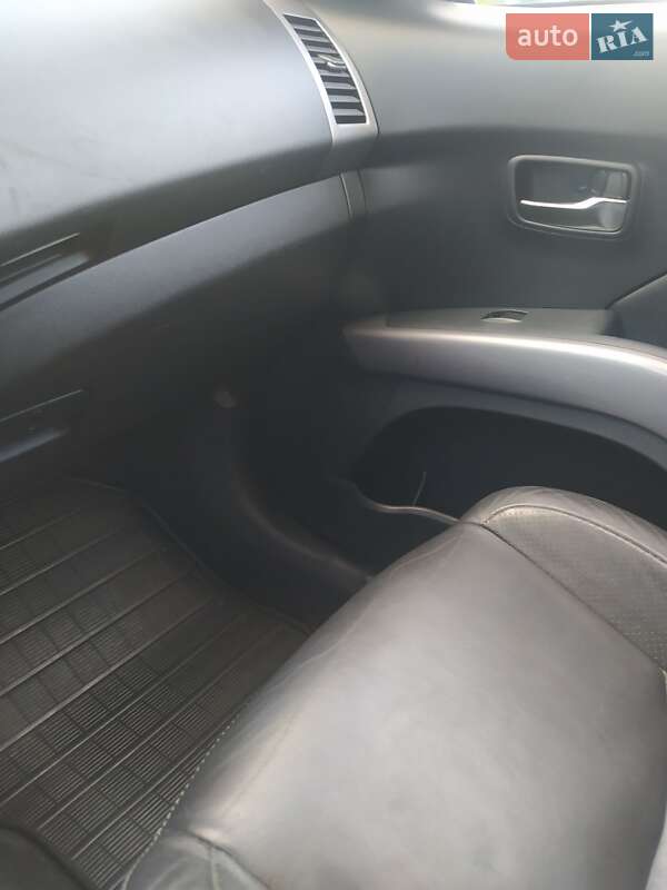 Внедорожник / Кроссовер Mitsubishi Outlander 2008 в Каменке-Бугской