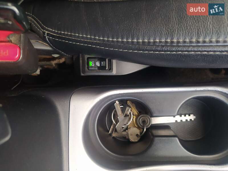 Внедорожник / Кроссовер Mitsubishi Outlander 2008 в Каменке-Бугской