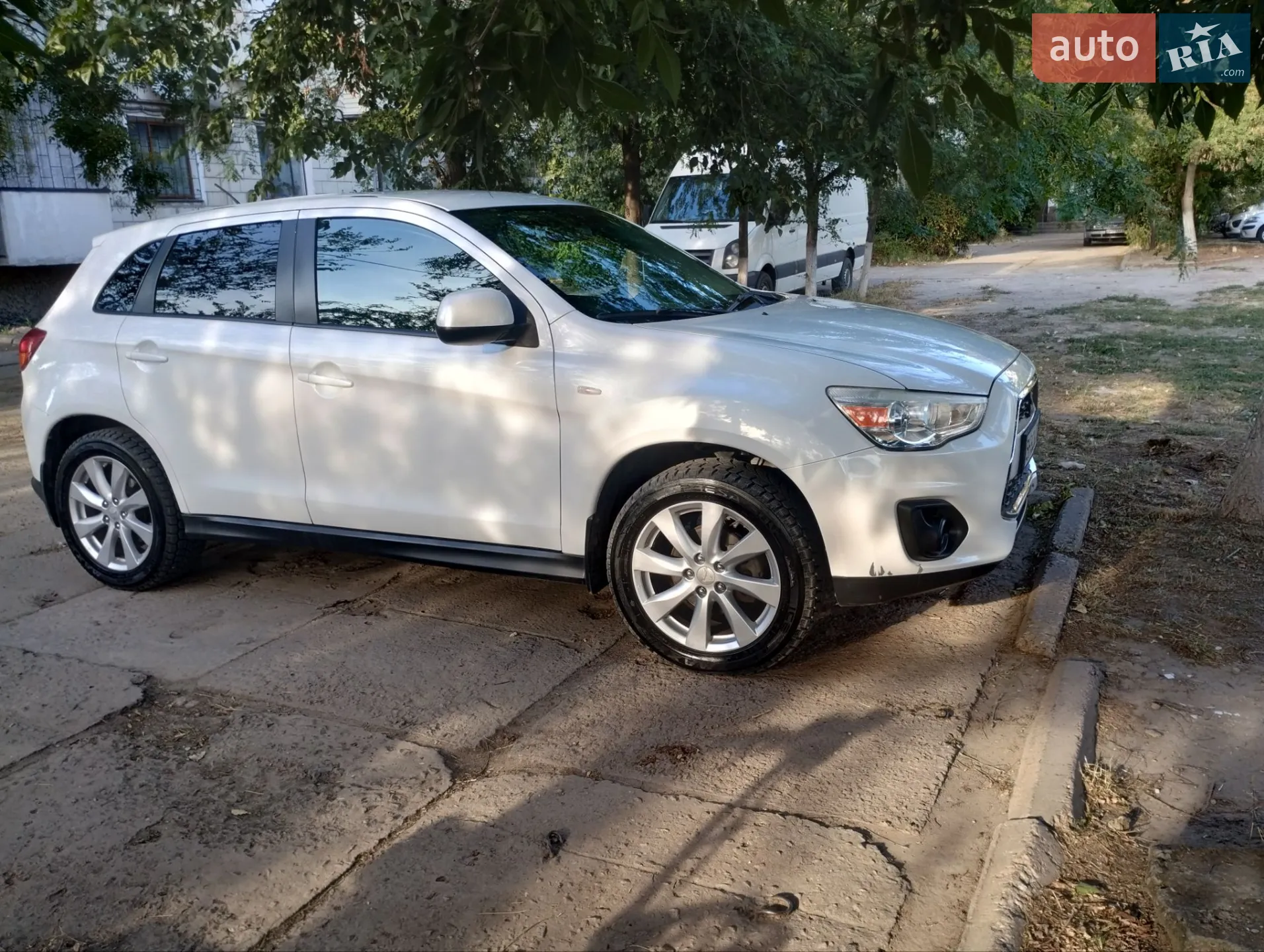 2013 Mitsubishi Outlander - мініатюра 17