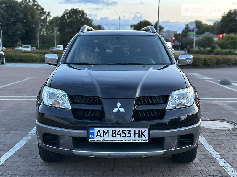 Mitsubishi Outlander 2005