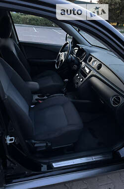 Внедорожник / Кроссовер Mitsubishi Outlander 2005 в 