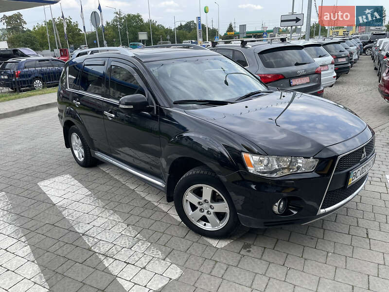 Позашляховик / Кросовер Mitsubishi Outlander 2010 в Львові