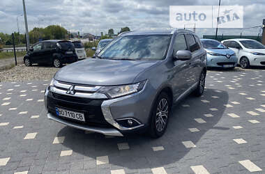 Внедорожник / Кроссовер Mitsubishi Outlander 2016 в Тернополе