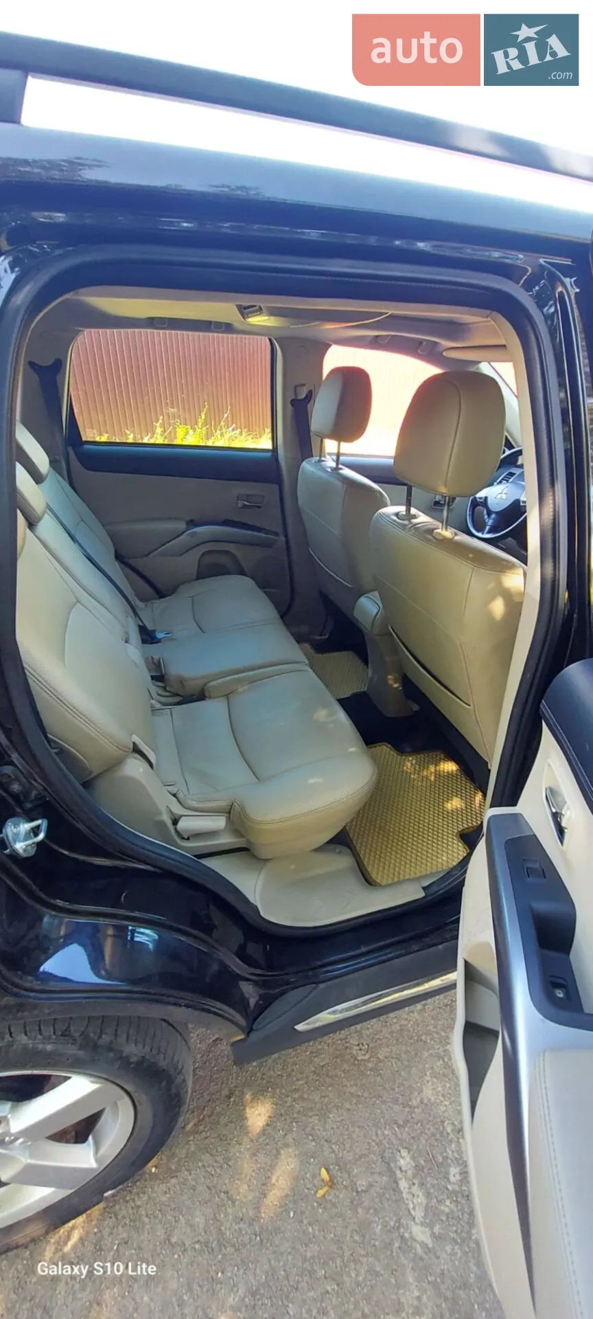 2012 Mitsubishi Outlander - мініатюра 10